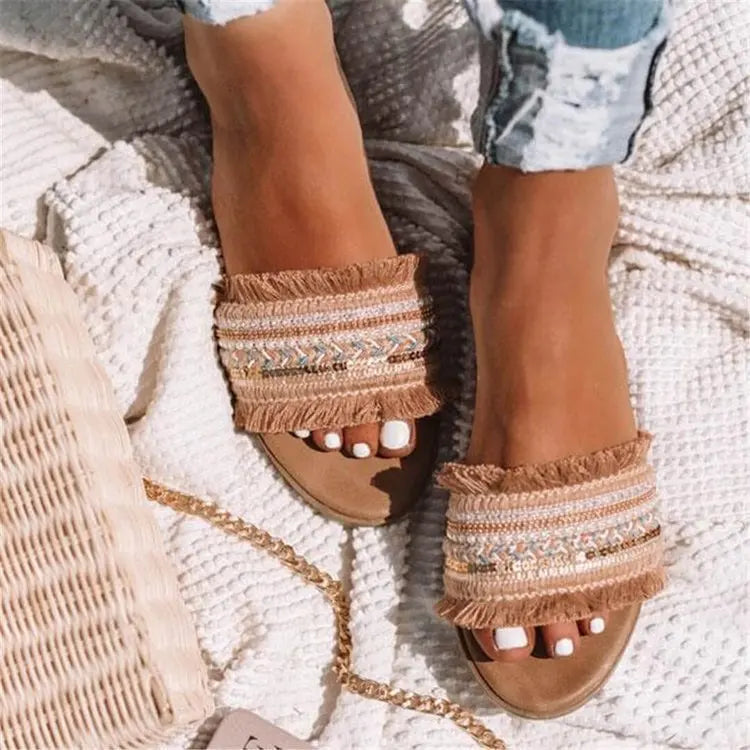 2024 women's new flat bottomed toe sandals women's summer new fashion tassel style women's slippers women's shoes