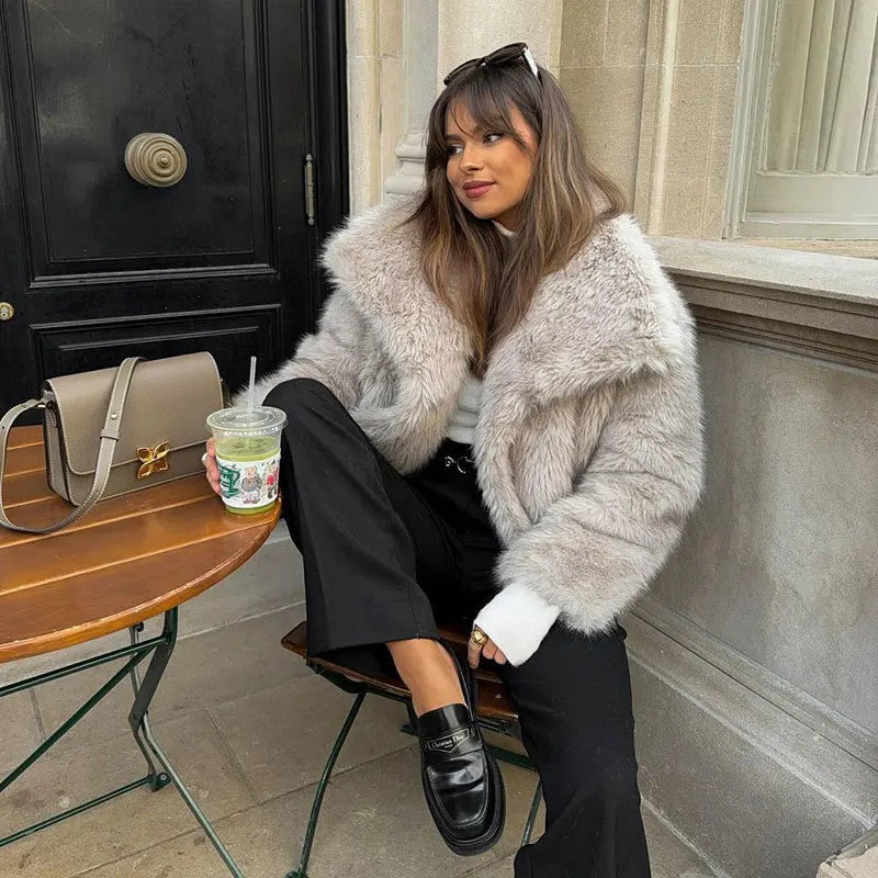 Women's Faux Fur Jacket Loose Long-Sleeved Coat Toca Fox Design Autumn/Winter 2025 Collection