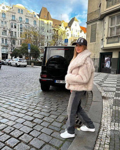 Women's Faux Fur Jacket Loose Long-Sleeved Coat Toca Fox Design Autumn/Winter 2025 Collection
