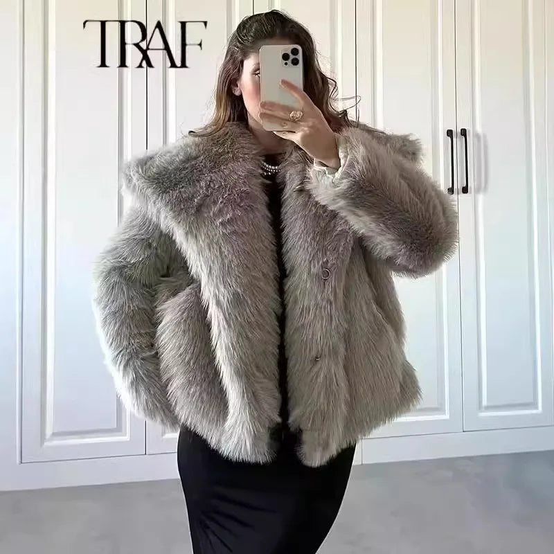 Women's Faux Fur Jacket Loose Long-Sleeved Coat Toca Fox Design Autumn/Winter 2025 Collection