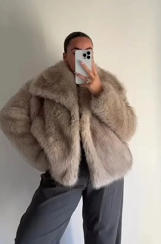 Women's Faux Fur Jacket Loose Long-Sleeved Coat Toca Fox Design Autumn/Winter 2025 Collection