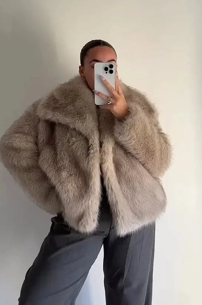 Women's Faux Fur Jacket Loose Long-Sleeved Coat Toca Fox Design Autumn/Winter 2025 Collection