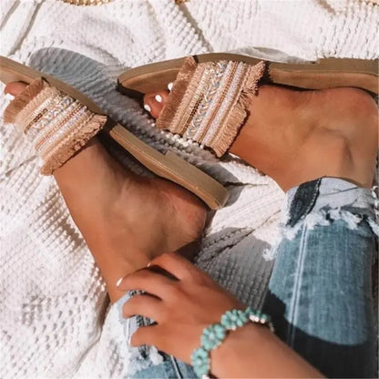 2024 women's new flat bottomed toe sandals women's summer new fashion tassel style women's slippers women's shoes